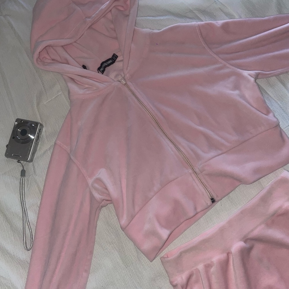 ☆ Y2K PRETTY LITTLE THING (PLT) PINK VELOUR SET ☆